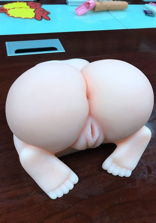 Emma 7 Curvy Sex Doll Inverted buttocks